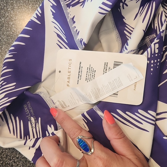 NWT FABLETICS purple pure luxe workout leggings L - Picture 4 of 4